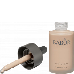 Typ a kondice pleti: pro mastnou pleť Mattifying Foundation 01 ivory